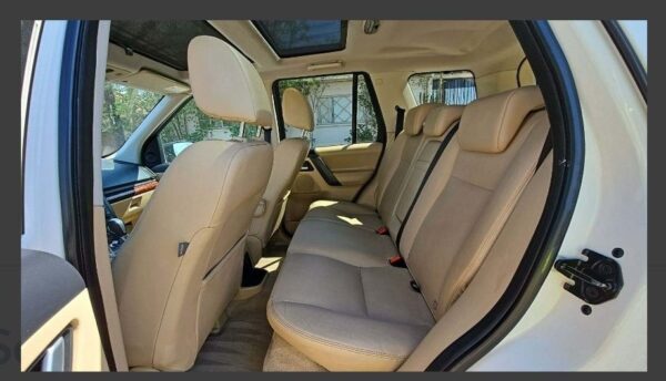 2008 Land Rover LR2 - Image 5