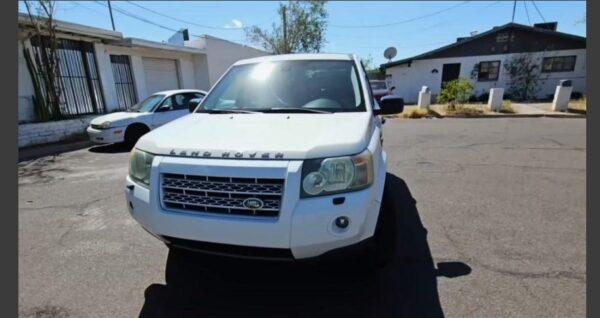 2008 Land Rover LR2 - Image 2